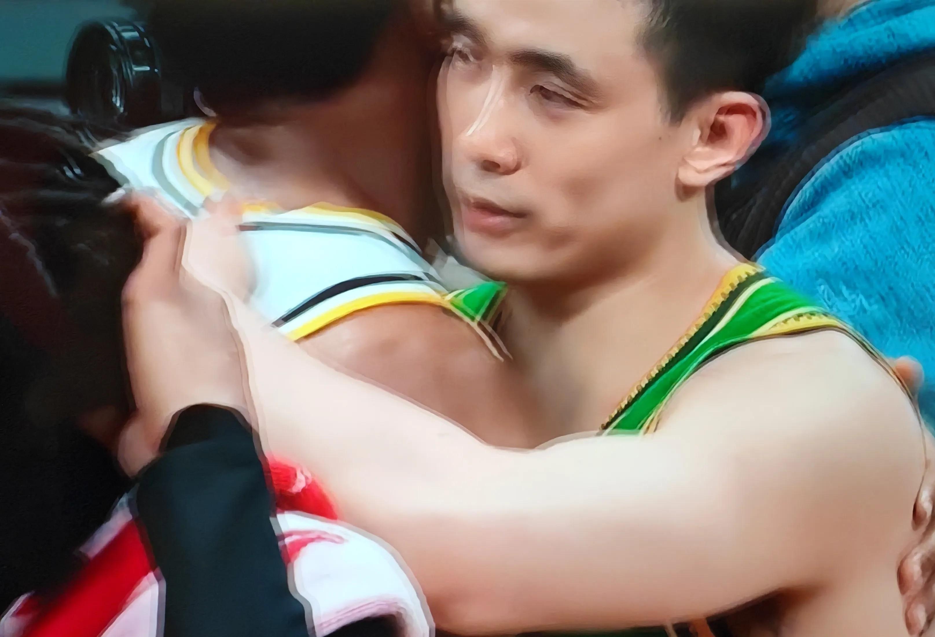  广厦男篮官宣续约胡金秋大秋 