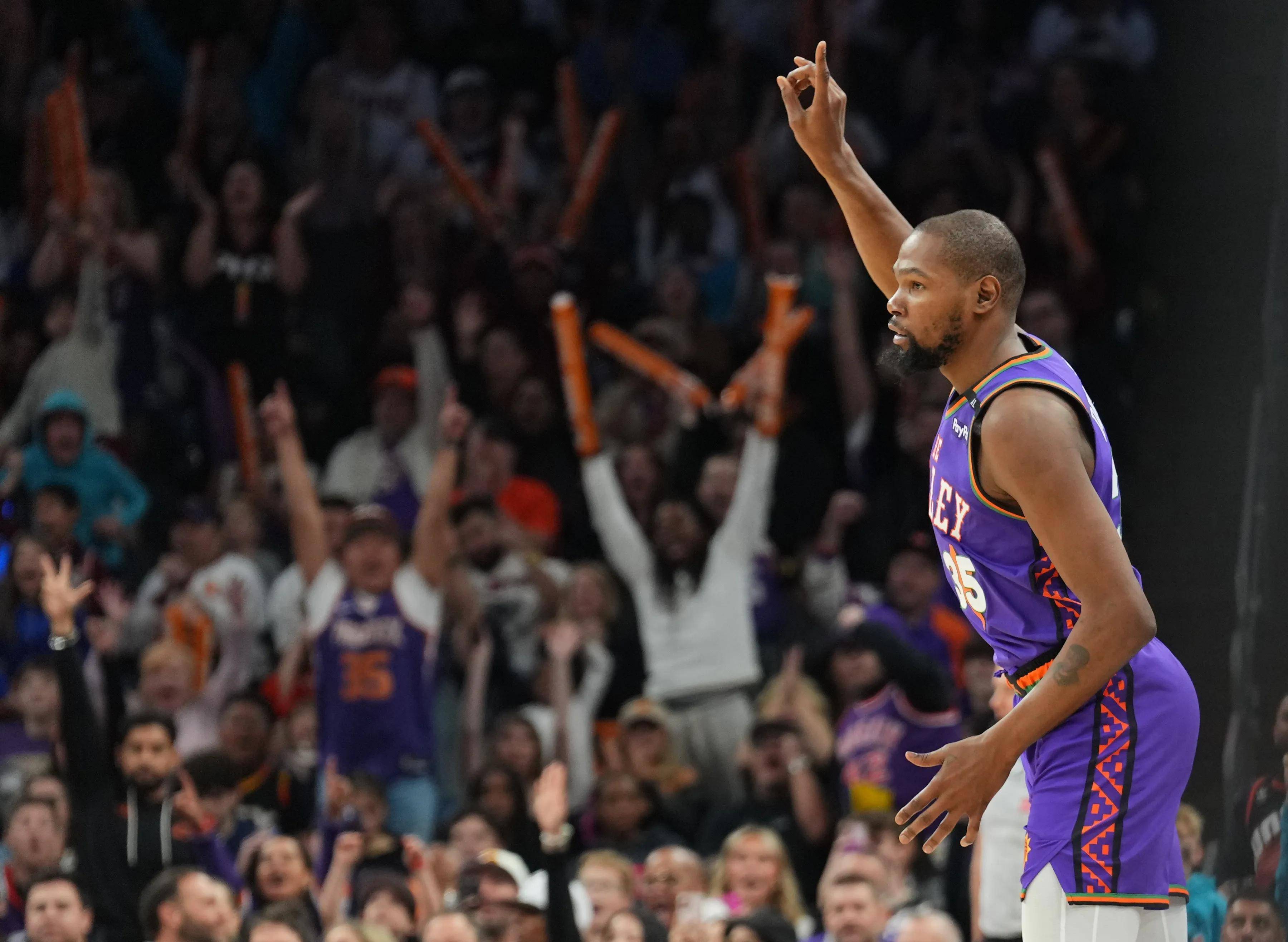 巴塞罗那迎NBA总决赛关键赛，关键时刻外线爆发，媒体盛赞，年轻球员得到机会的简单介绍