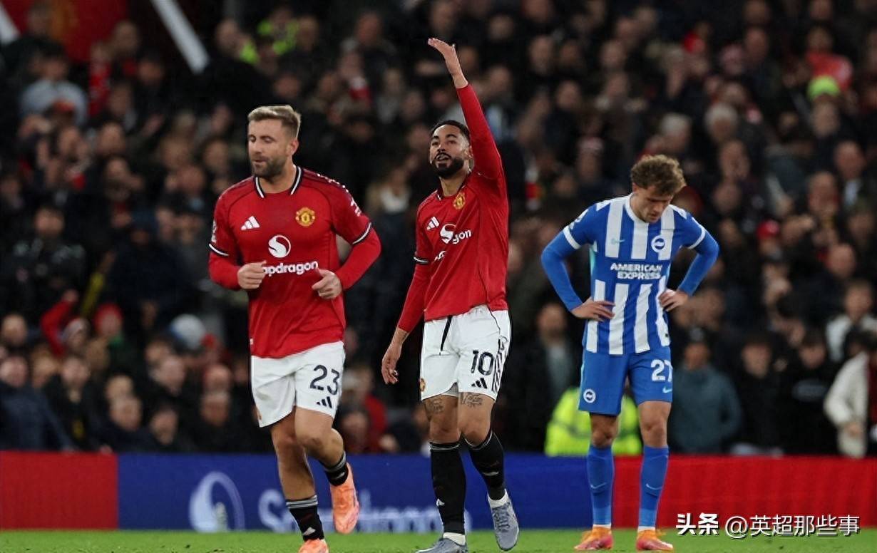 欧洲杯英国球迷赛后狂欢