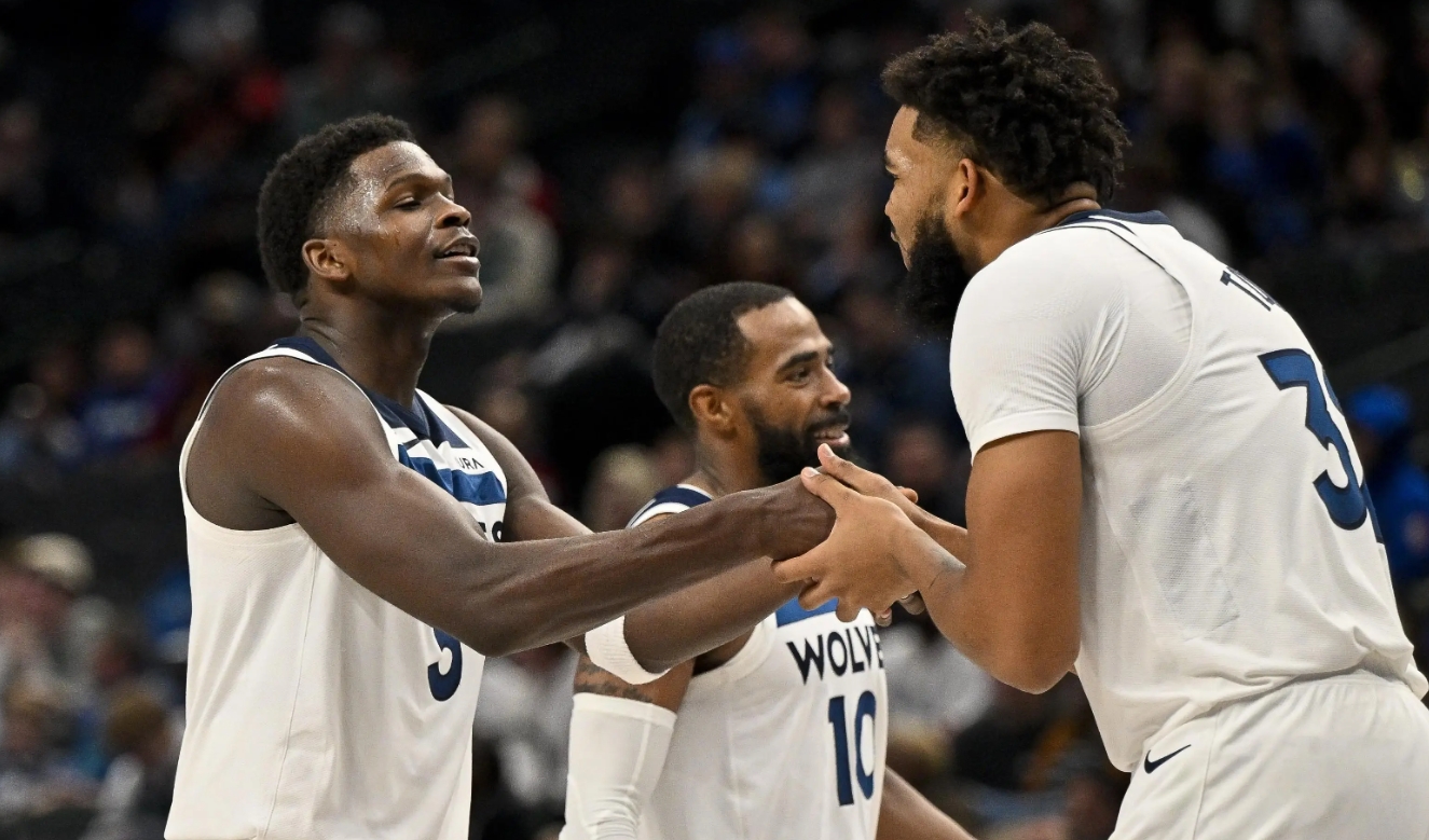 关于NBA常规赛今晨再迎强敌，金州勇士单刀错失，主帅态度：底气十足，轮换策略成焦点的信息-爱游戏娱乐app